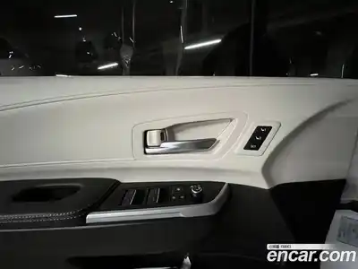 Toyota Sienna 2025 2.5 автомат (гидро), миниатюра 6 Toyota Sienna 2025 2.5 автомат (гидро), миниатюра 6