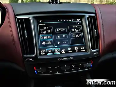 Maserati Levante 2017 3.0 автомат (гидро), миниатюра 12