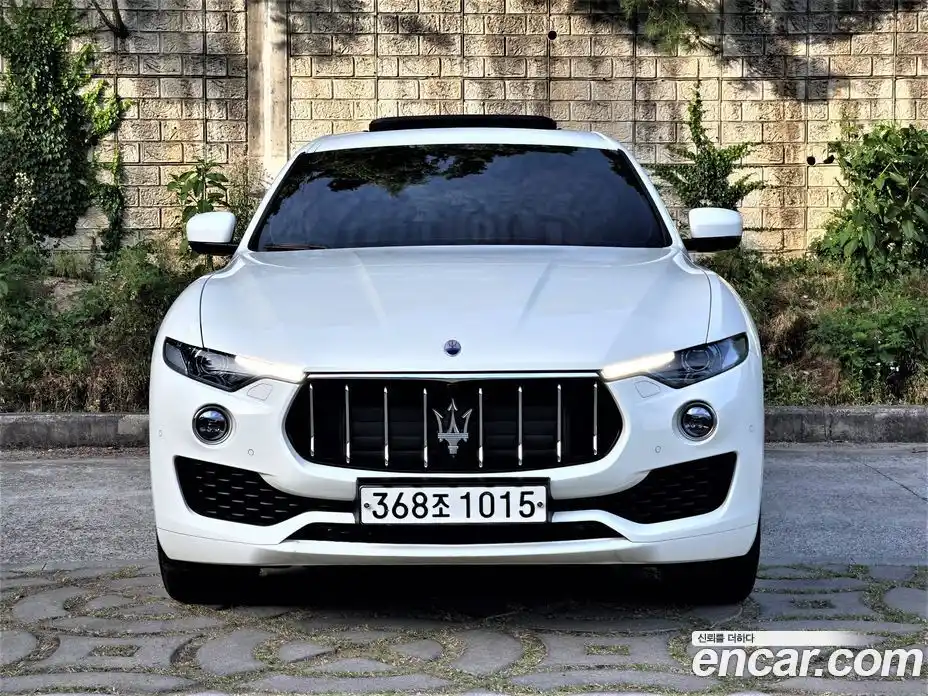 Maserati Levante 2017 3.0 автомат (гидро), фото 3 Maserati Levante 2017 3.0 автомат (гидро), фото 3