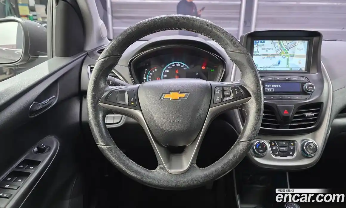 Chevrolet Spark 2015 1.0 автомат (гидро), фото 14