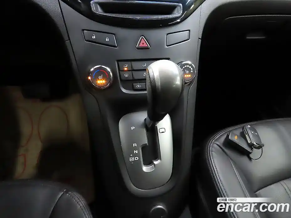 Chevrolet Orlando 2013 2.0 автомат (гидро), фото 12