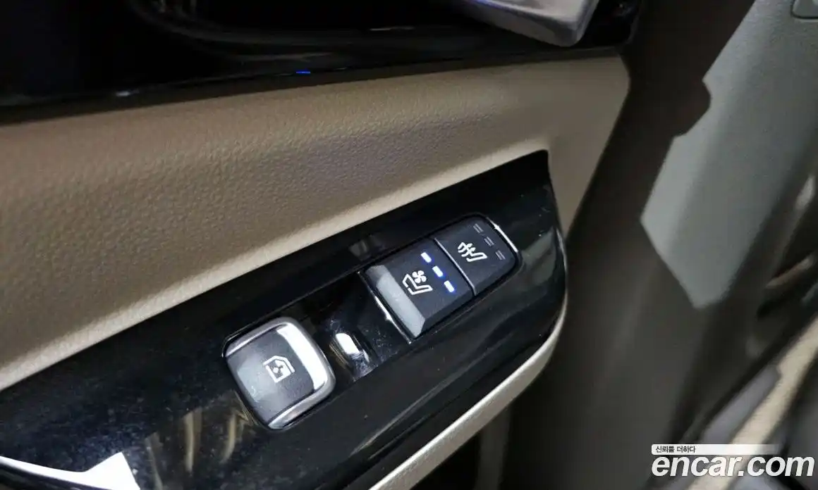 Kia Carnival 2020 3.5 автомат (гидро), фото 17