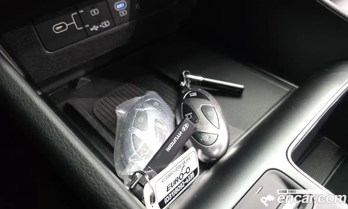 Hyundai Sonata 2024 1.6 автомат (гидро), фото 35