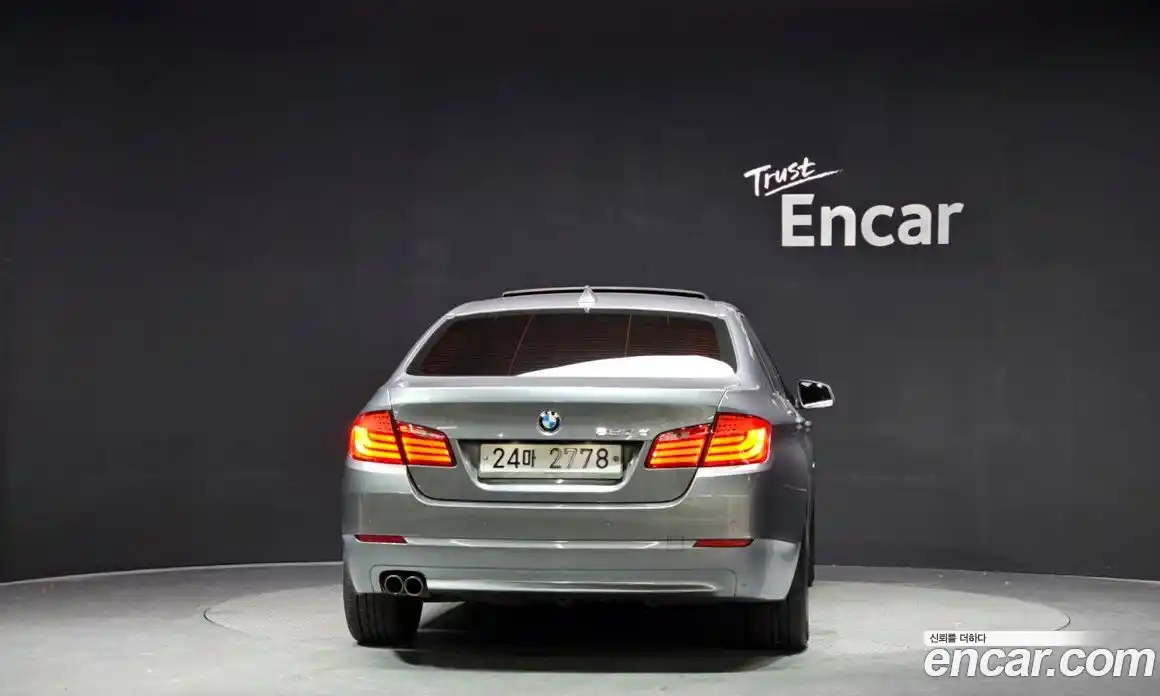 BMW 5 серия 2011 2.0 автомат (гидро), фото 4