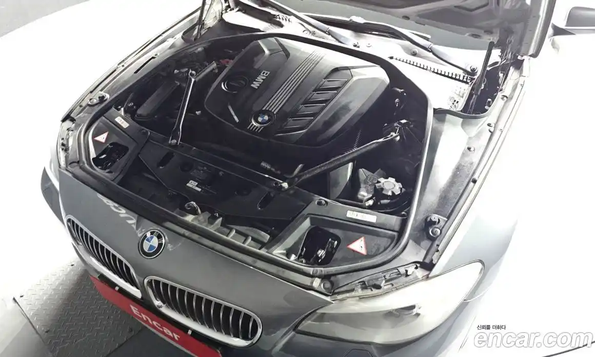BMW 5 серия 2011 2.0 автомат (гидро), фото 6