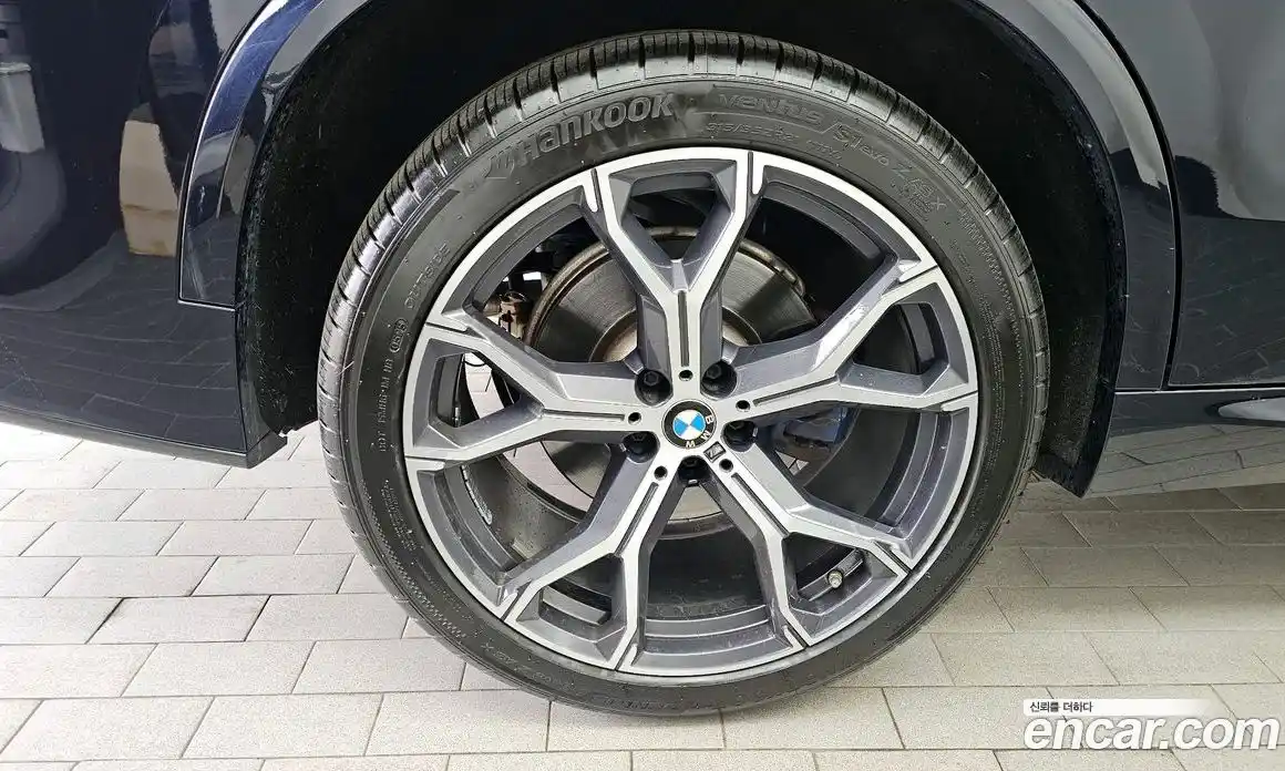 BMW X5 2022 3.0 автомат (гидро), фото 5