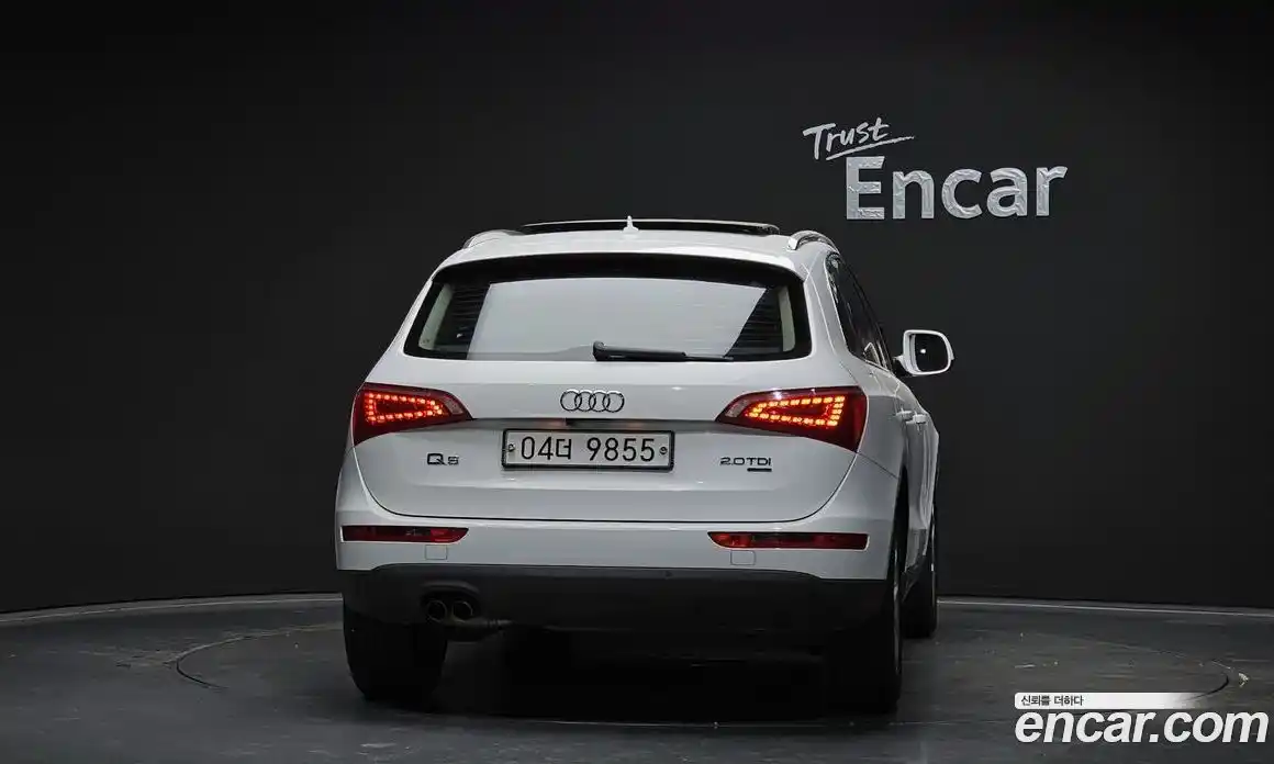 Audi Q5 2010 2.0 автомат (гидро), фото 4
