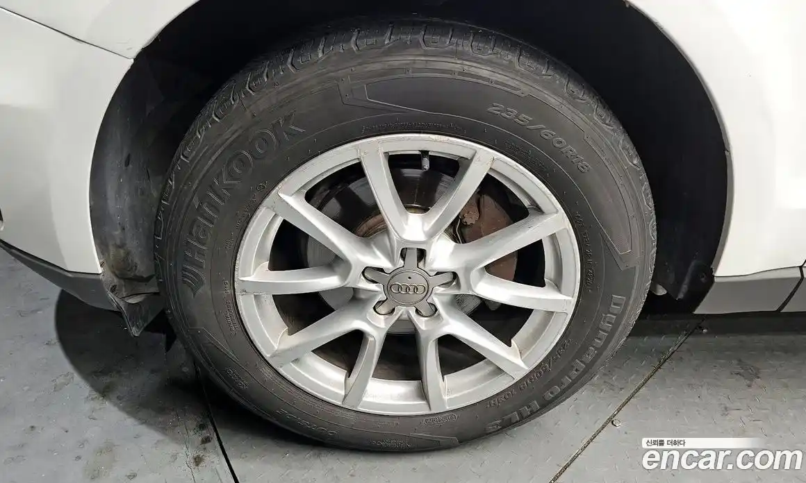 Audi Q5 2010 2.0 автомат (гидро), фото 5
