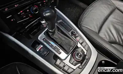 Audi Q5 2010 2.0 автомат (гидро), миниатюра 9