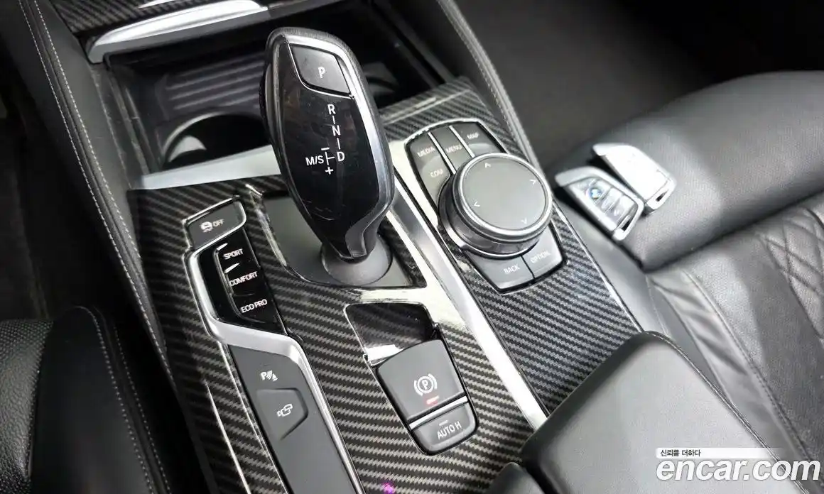 BMW 5 серия 2017 2.0 автомат (гидро), фото 9