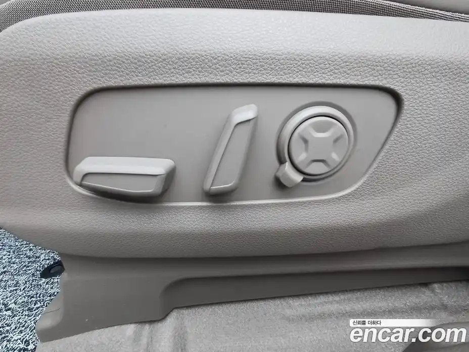 Kia Carnival 2026 3.5 автомат (гидро), фото 18