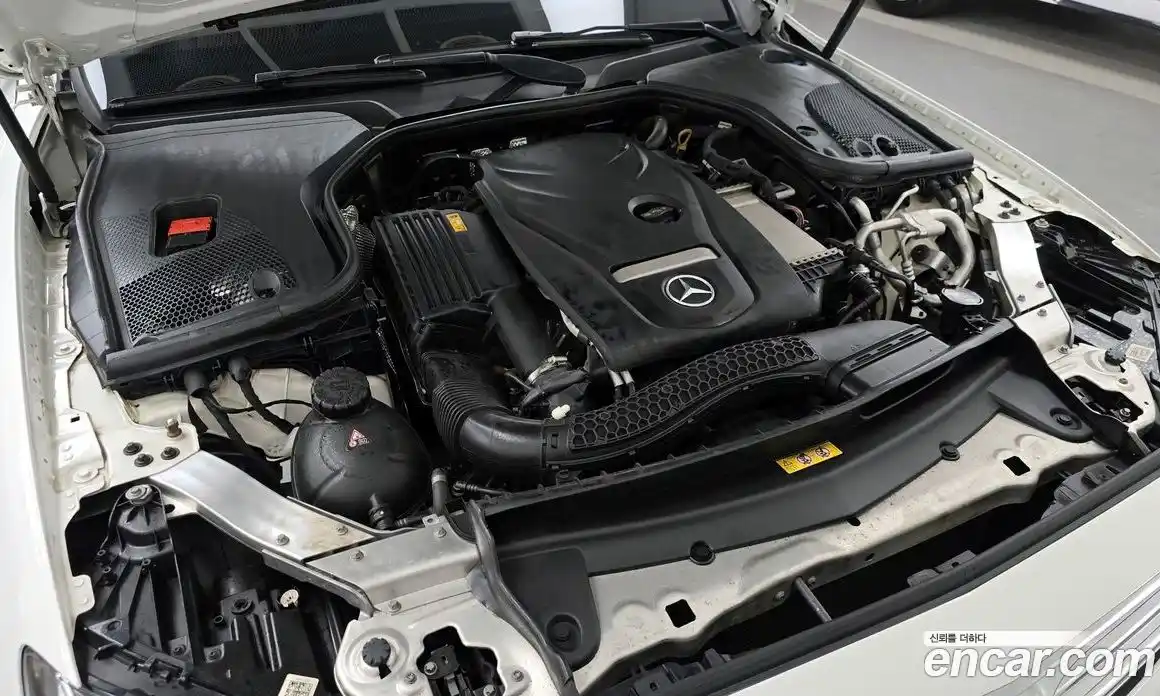 Mercedes-Benz E-Class 2018 2.0 автомат (гидро), фото 6