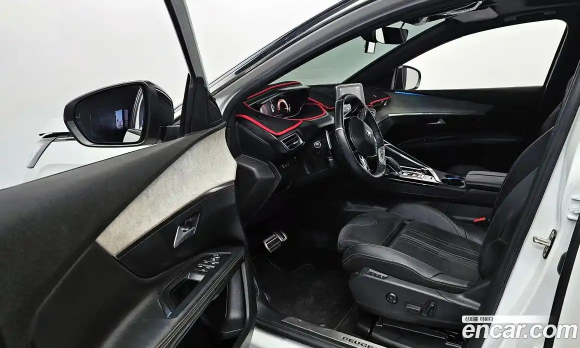 Peugeot 5008 2021 1.5 автомат (гидро), фото 11