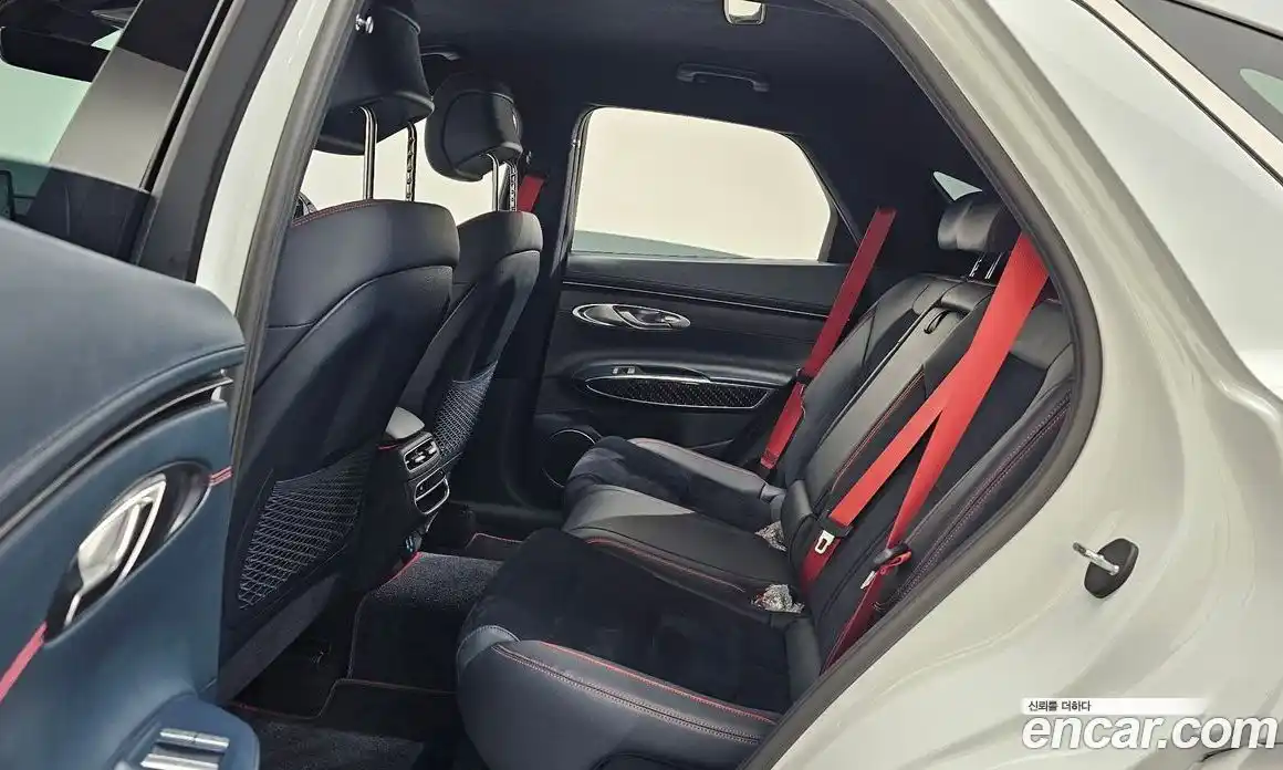 Genesis GV70 2021 2.5 автомат (гидро), фото 13