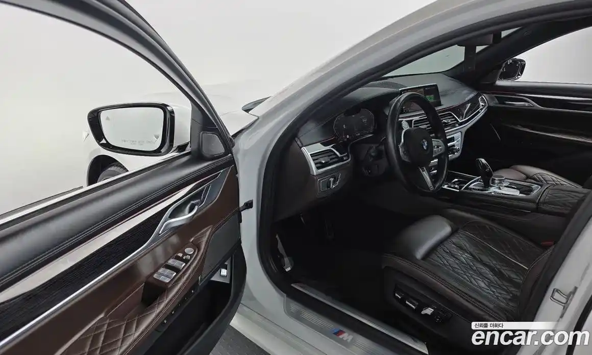 BMW 7 серия 2021 3.0 автомат (гидро), фото 13