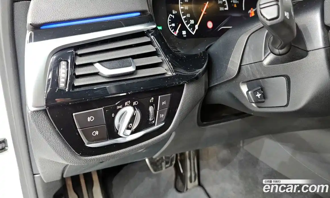 BMW 5 серия 2019 2.0 автомат (гидро), фото 27