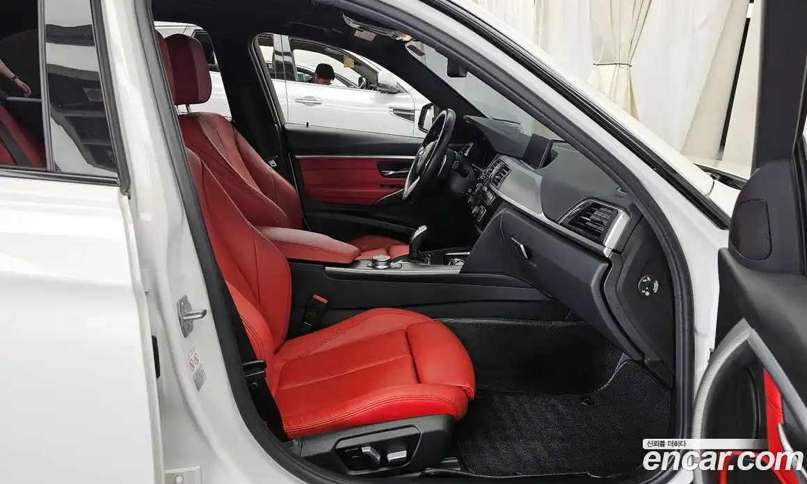 BMW 3 серия 2018 2.0 автомат (гидро), фото 11