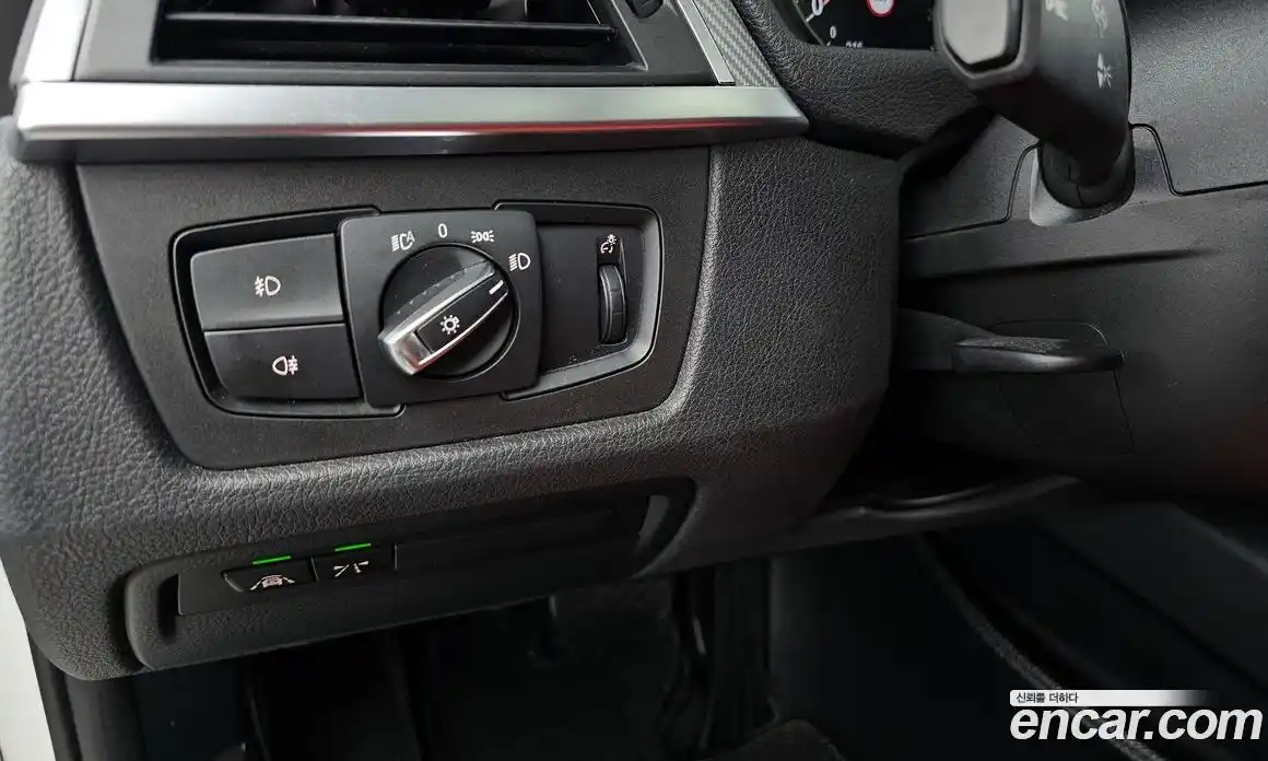 BMW 3 серия 2018 2.0 автомат (гидро), фото 14