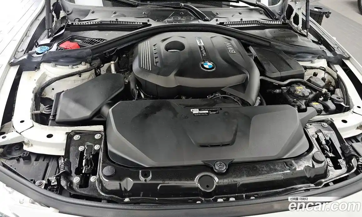 BMW 3 серия 2018 2.0 автомат (гидро), фото 6
