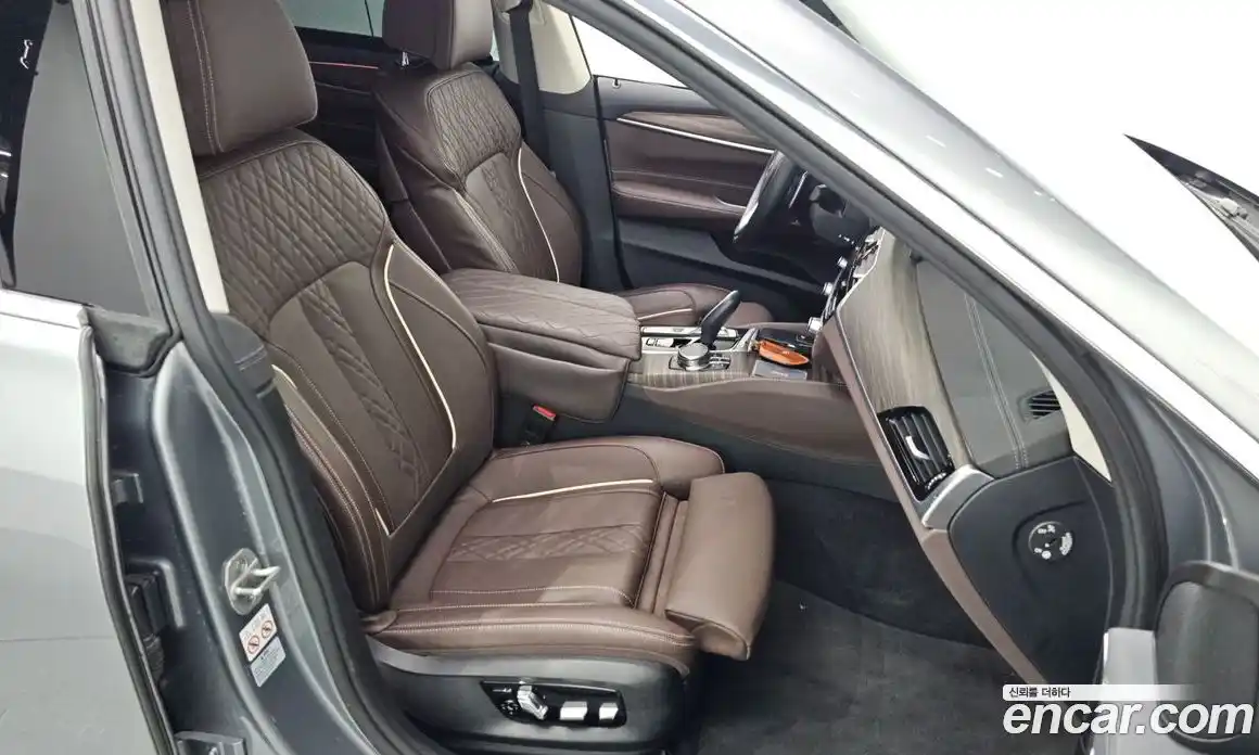 BMW 6 серия 2023 2.0 автомат (гидро), фото 17