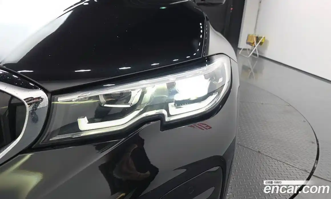 BMW 3 серия 2021 2.0 автомат (гидро), фото 8