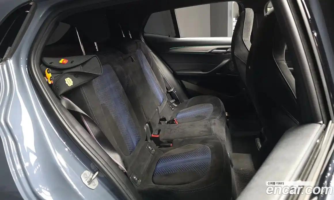 BMW X2 2021 2.0 автомат (гидро), фото 12