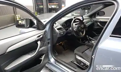 BMW X2 2021 2.0 автомат (гидро), миниатюра 10