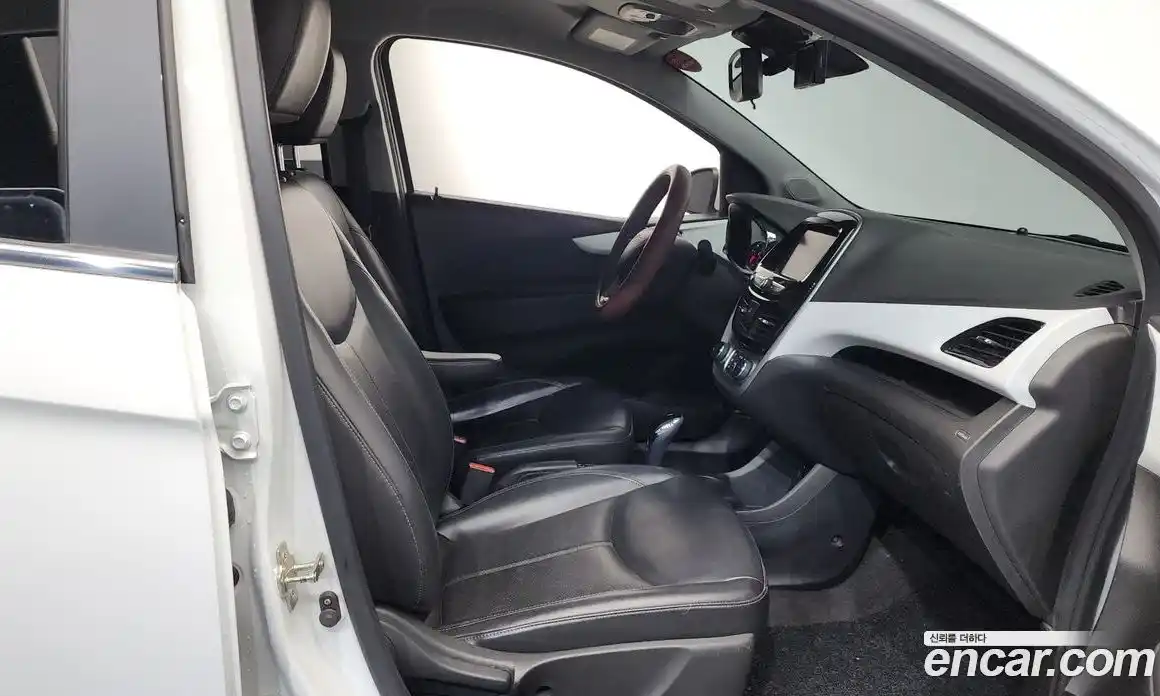 Chevrolet Spark 2016 1.0 автомат (гидро), фото 16