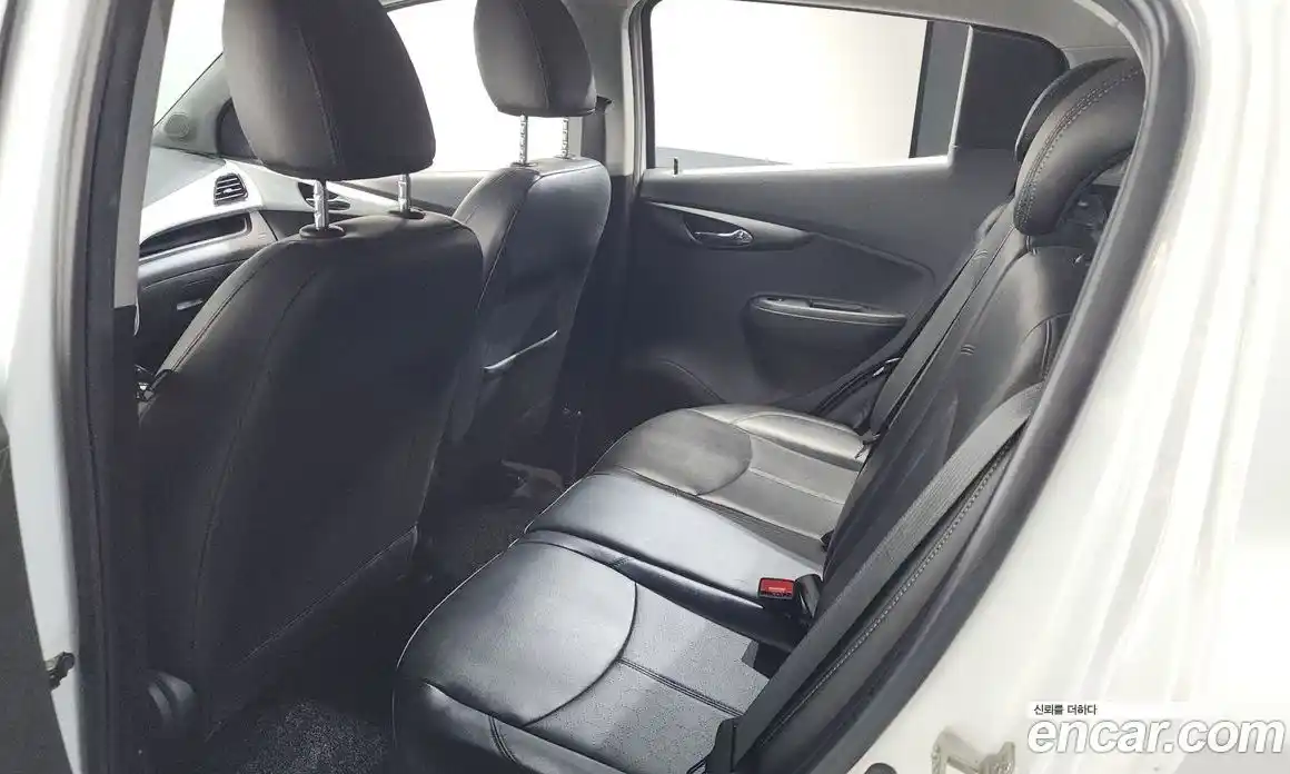 Chevrolet Spark 2016 1.0 автомат (гидро), фото 17