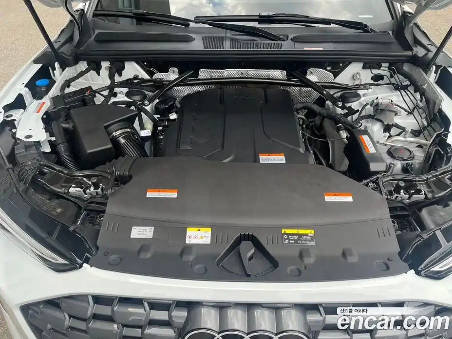 Audi Q5 2025 2.0 автомат (гидро), фото 6