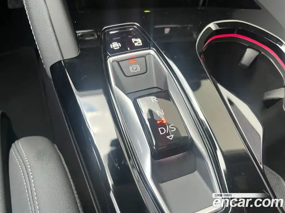 Audi Q5 2025 2.0 автомат (гидро), фото 9