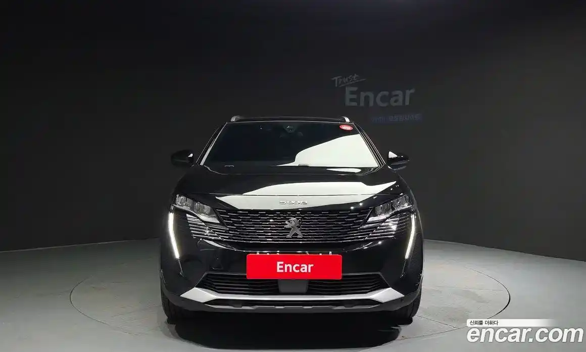 Peugeot 5008 2024 1.2 автомат (гидро), фото 3