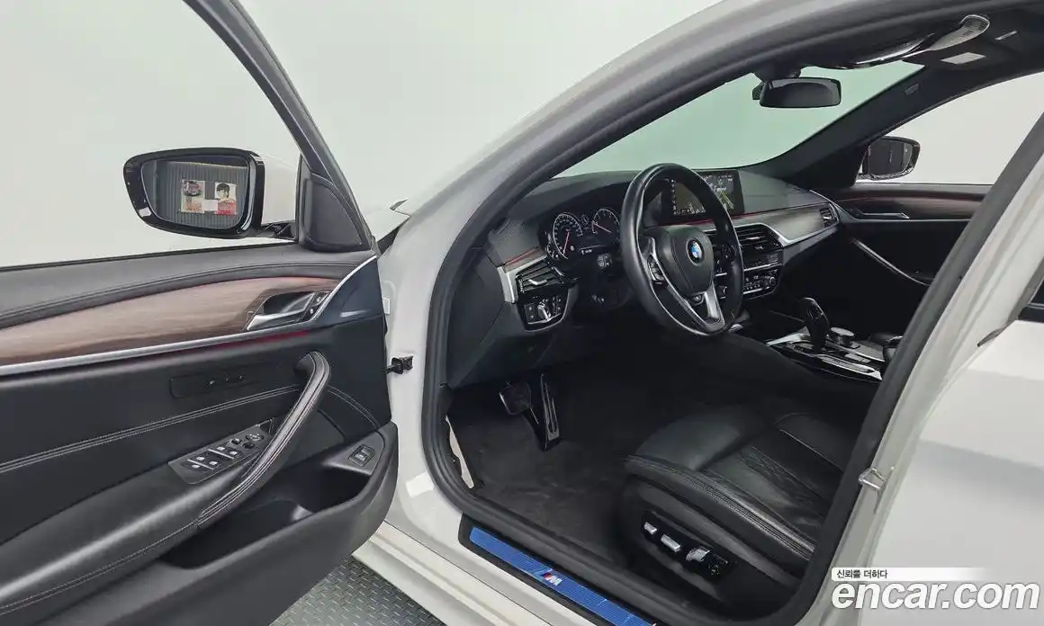BMW 5 серия 2017 2.0 автомат (гидро), фото 13