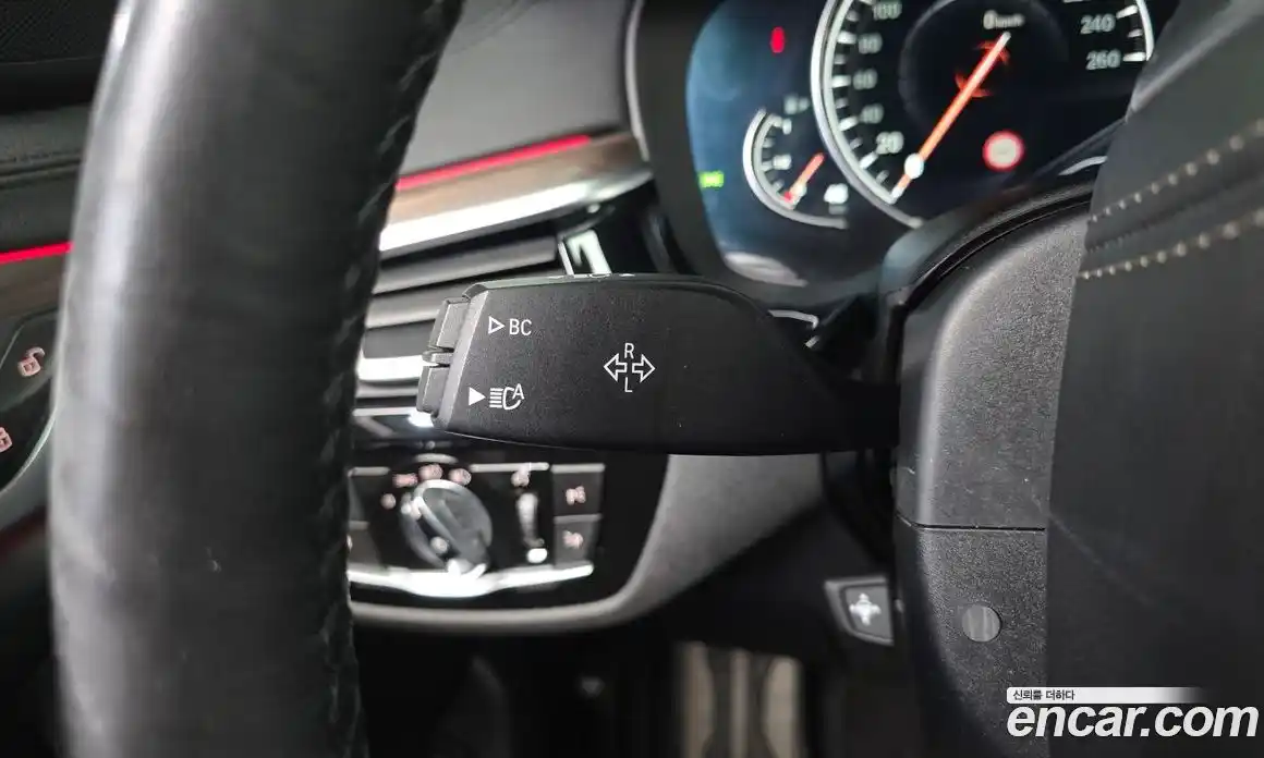 BMW 5 серия 2017 2.0 автомат (гидро), фото 23