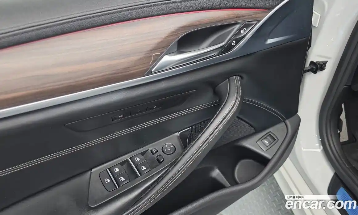 BMW 5 серия 2017 2.0 автомат (гидро), фото 39