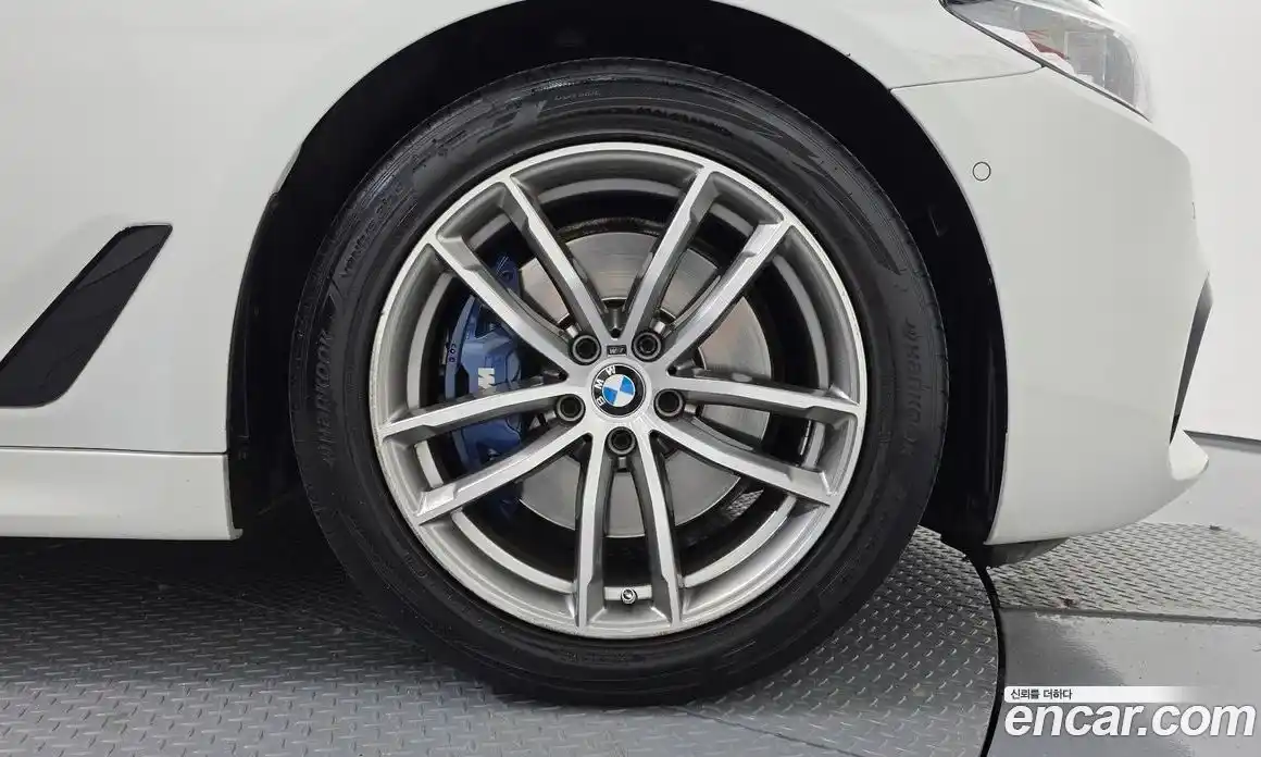 BMW 5 серия 2017 2.0 автомат (гидро), фото 7