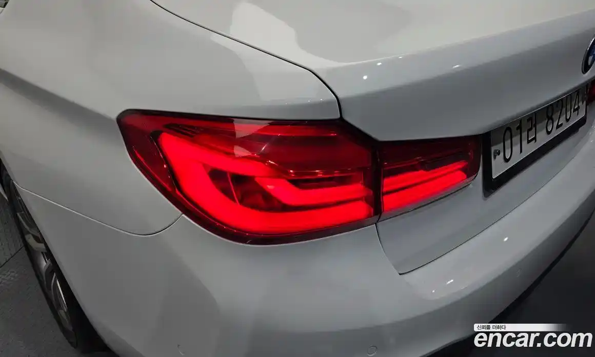 BMW 5 серия 2017 2.0 автомат (гидро), фото 9