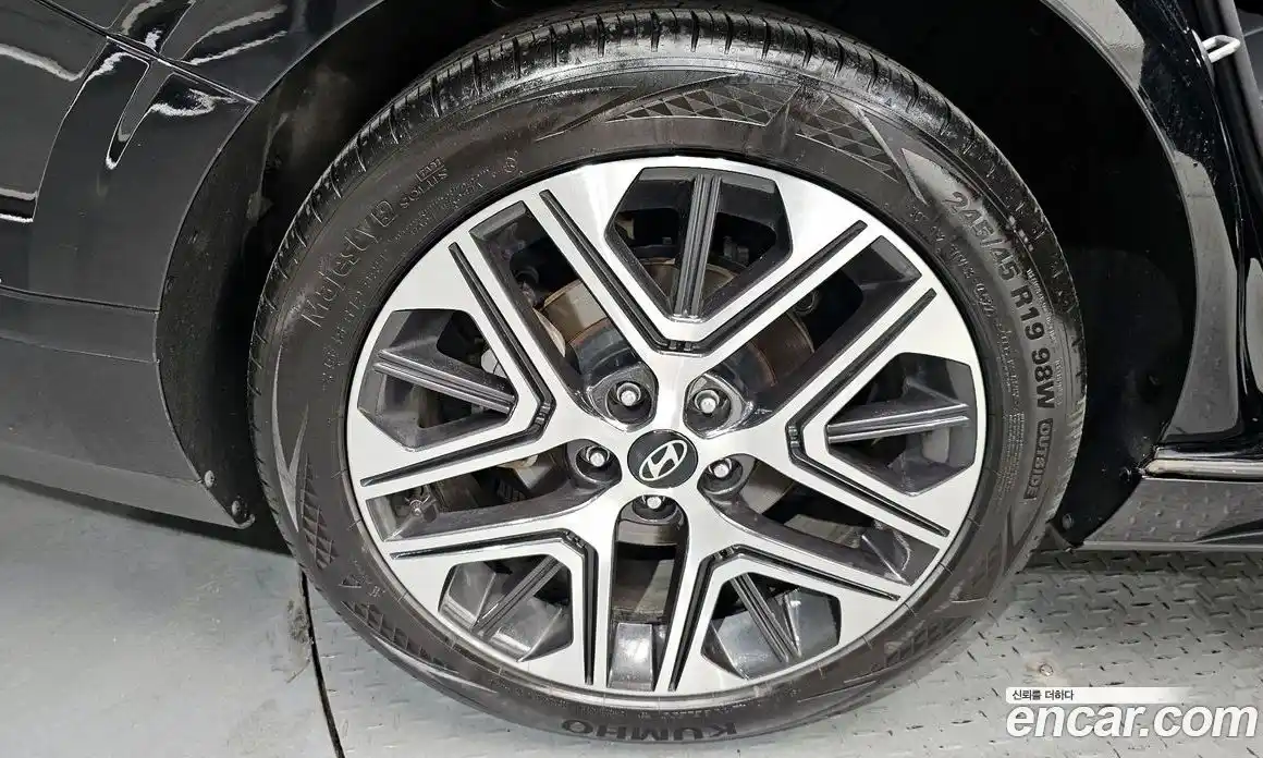 Hyundai Grandeur 2022 2.5 автомат (гидро), фото 5