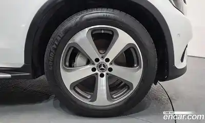 Mercedes-Benz GLC-Class 2019 2.0 гидро, миниатюра 4 Mercedes-Benz GLC-Class 2019 2.0 гидро, миниатюра 4
