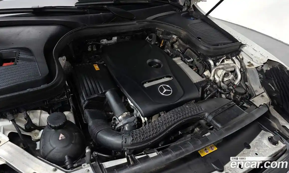 Mercedes-Benz GLC-Class 2019 2.0 гидро, фото 5 Mercedes-Benz GLC-Class 2019 2.0 гидро, фото 5
