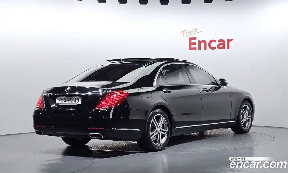 Mercedes-Benz S-Class 2015 3.0 гидро, фото 2 Mercedes-Benz S-Class 2015 3.0 гидро, фото 2