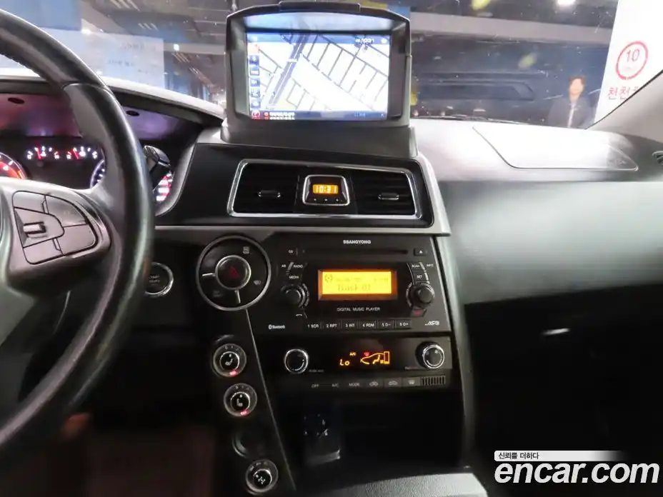 SsangYong Korando 2016 2.2 автомат (гидро), фото 17
