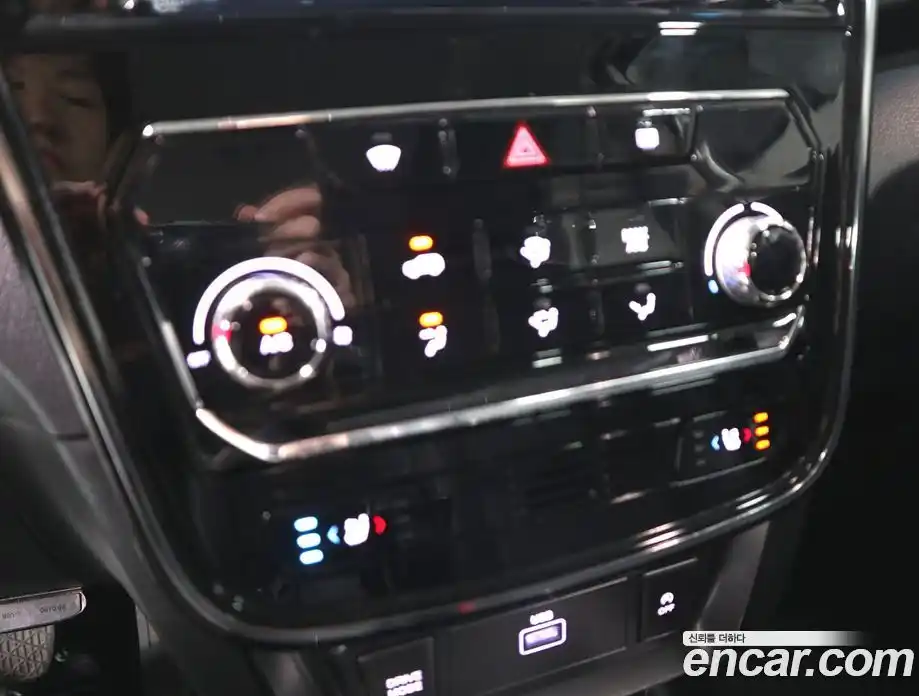 SsangYong TIBOLI 2019 1.5 автомат (гидро), фото 14