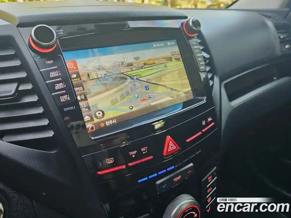 SsangYong TIBOLI 2017 1.6 автомат (гидро), фото 13