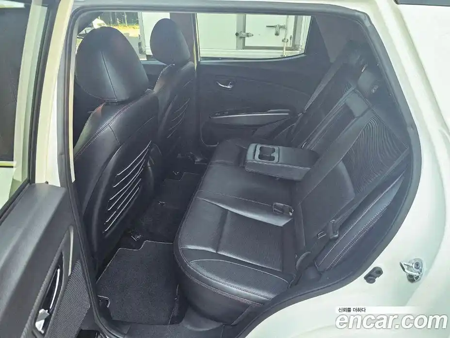 SsangYong TIBOLI 2017 1.6 автомат (гидро), фото 9