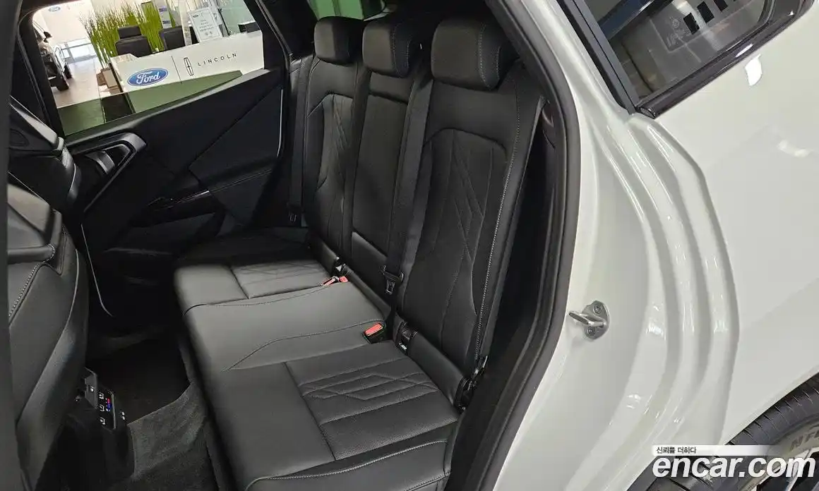 BMW X3 2026 2.0 автомат (гидро), фото 10