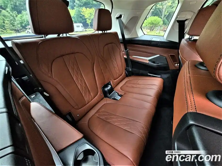 BMW X7 2019 3.0 автомат (гидро), фото 16