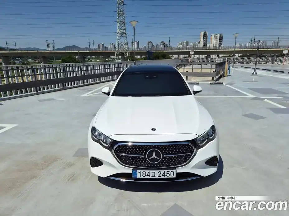 Mercedes-Benz E-Class 2025 2.0 автомат (гидро), фото 3