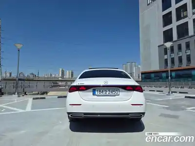 Mercedes-Benz E-Class 2025 2.0 автомат (гидро), миниатюра 4