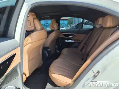 Mercedes-Benz E-Class 2025 2.0 автомат (гидро), миниатюра 10